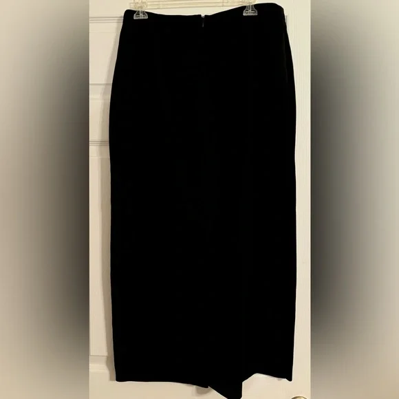 Dress Barn Women’s Long Black Skirt ~ Size 14 - Picture 4 of 8